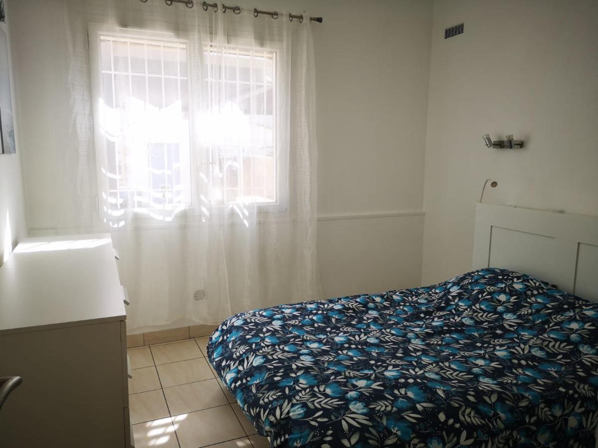 Appartement T2 48 m2 indépendant parking public gratuit à proximité Béziers Esterno foto